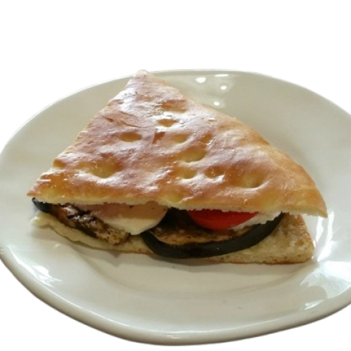 Focaccia-mediterranea-con-melanzane-removebg-preview